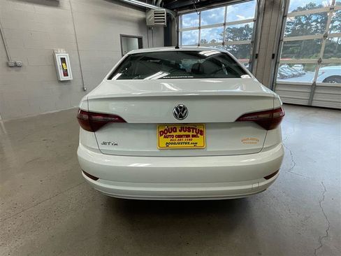 Used 2019 Volkswagen Jetta S FWD image 4
