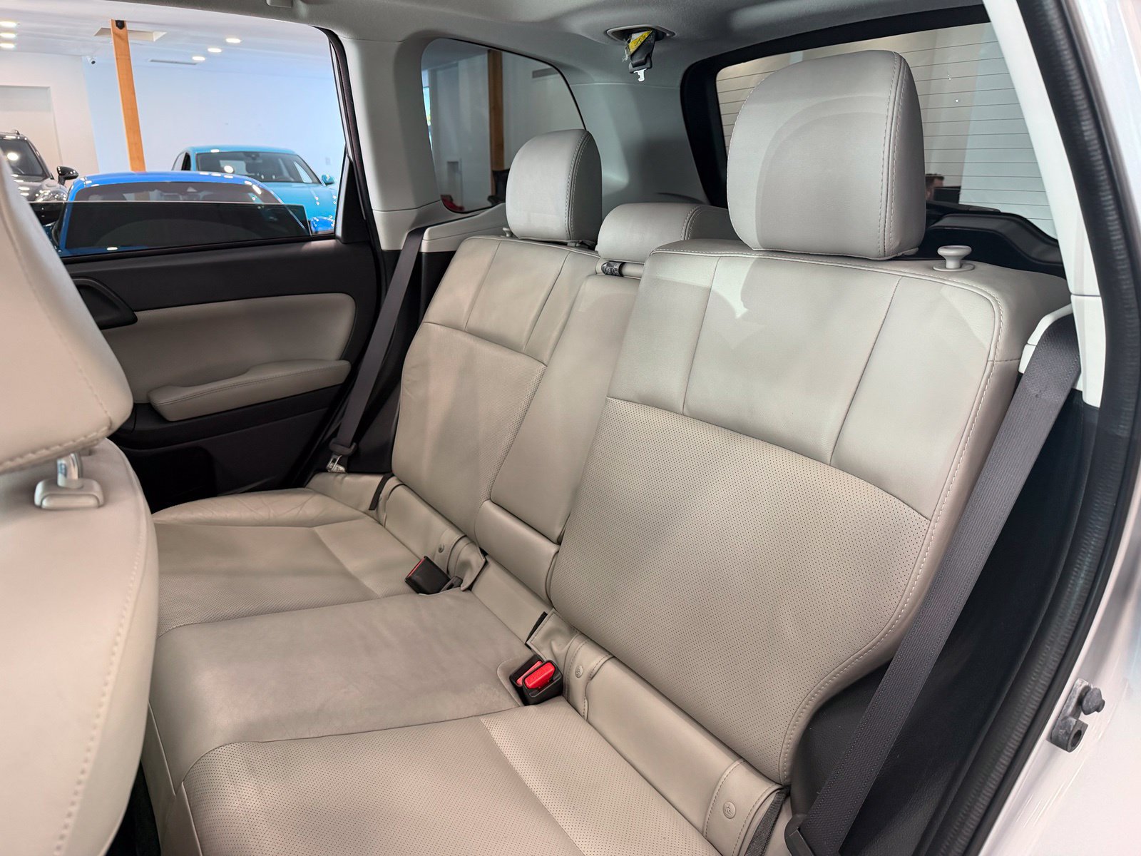 Used 2016 Subaru Forester 2.5i Touring w/ Eyesight & Navigation System AWD/4WD image 21