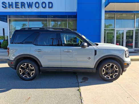 Used 2022 Ford Bronco Sport Outer Banks w/ Tech Package AWD/4WD image 7
