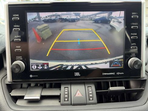 Used 2022 Toyota RAV4 Limited FWD image 22