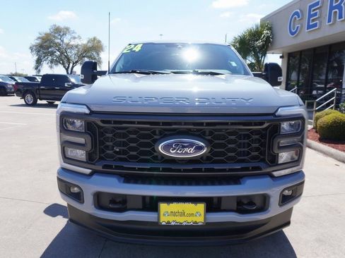 Certified 2024 Ford F250 Lariat w/ Sport Appearance Package image 2