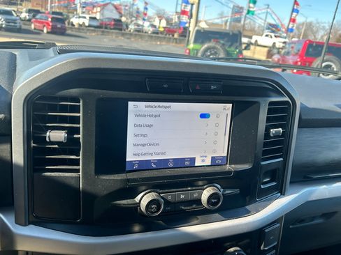 Used 2023 Ford F150 XLT image 31