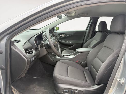Used 2024 Chevrolet Malibu LT FWD image 10