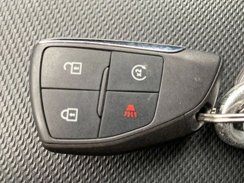 Used 2025 Chevrolet Equinox LT image 22