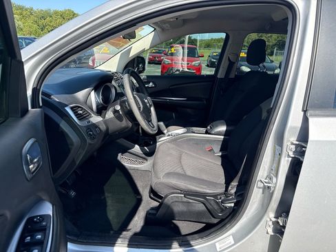 Used 2013 Dodge Journey American Value Package w/ Flexible Seating Group FWD image 9