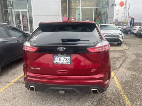 Used 2019 Ford Edge ST image 7