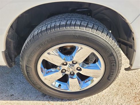 Certified 2019 RAM 1500 Express w/ Express Value Package image 19