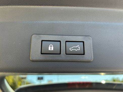 New 2025 Subaru Ascent Limited image 27