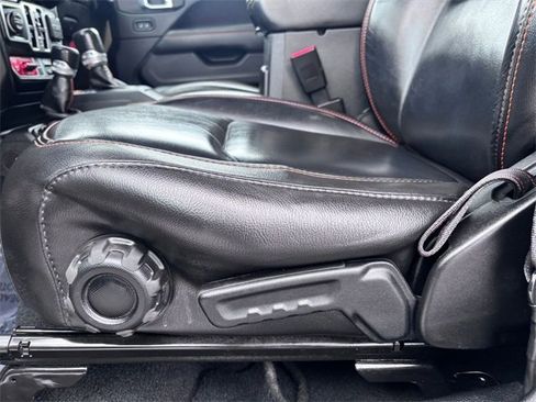 Used 2020 Jeep Gladiator Mojave image 11