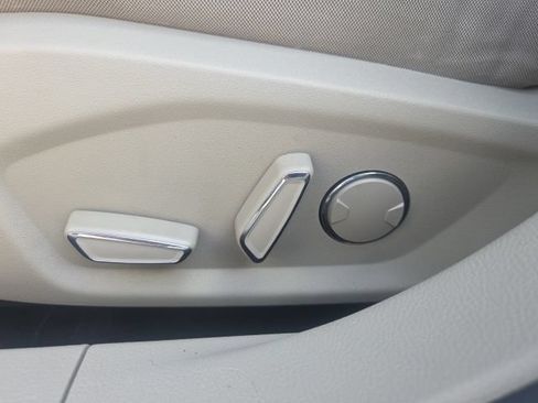 Certified 2020 Ford Fusion SE FWD image 20