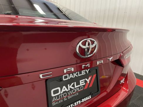 Used 2023 Toyota Camry SE FWD image 13
