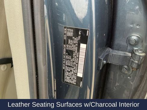 Used 2018 Volvo XC90 T6 Momentum w/ Convenience Package image 34