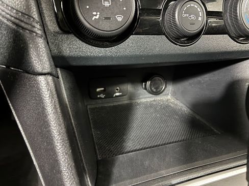 Used 2023 Subaru Impreza 2.0i image 16