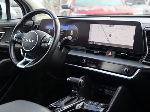 Used 2023 Kia Sportage SX image 40