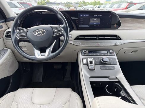 Used 2021 Hyundai Palisade SEL w/ Premium Package AWD/4WD image 16