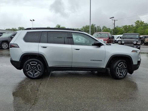 New 2026 Jeep Cherokee Limited AWD/4WD image 3