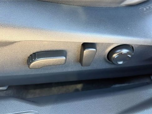 Used 2023 Subaru Outback Touring XT image 27