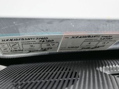 Used 2022 Jeep Compass Latitude image 10