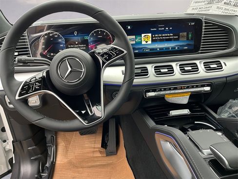 New 2026 Mercedes-Benz GLE 450 4MATIC Coupe image 6