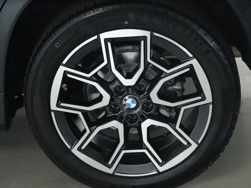 Used 2025 BMW X1 xDrive28i AWD/4WD image 44