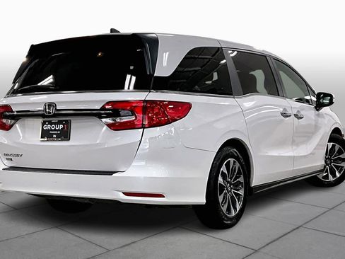 Used 2024 Honda Odyssey EX-L image 13