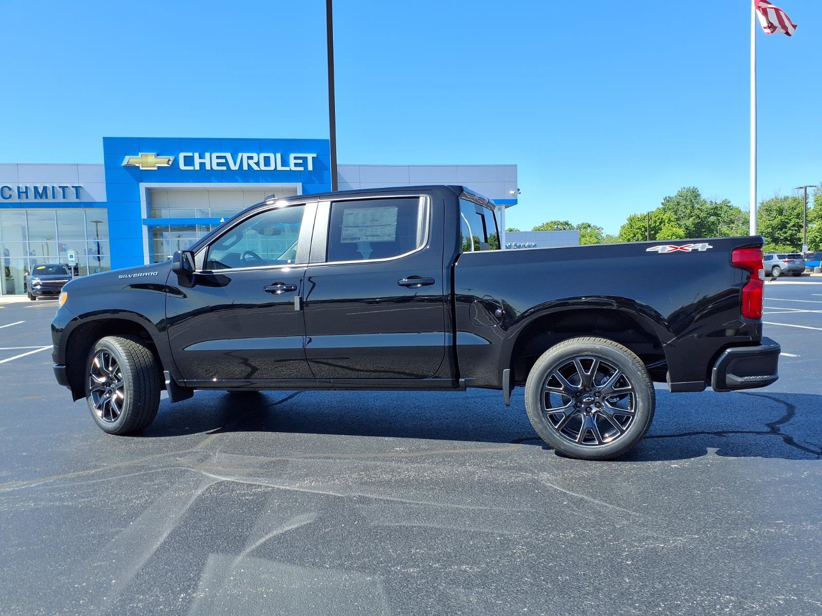 New 2026 Chevrolet Silverado 1500 RST w/ Convenience Package II AWD/4WD image 19