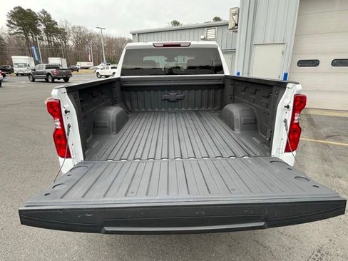 Used 2023 Chevrolet Silverado 1500 Custom Trail Boss w/ LPO, Dark Essentials Package image 12