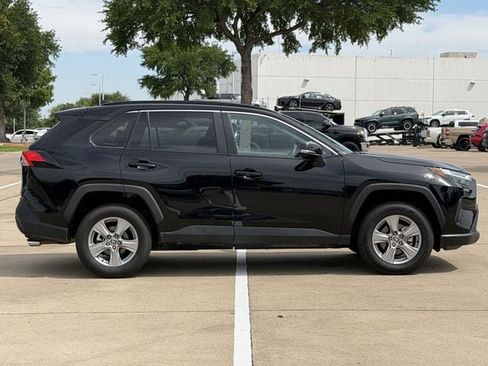 Certified 2025 Toyota RAV4 XLE AWD/4WD image 3