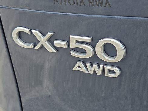 Used 2025 MAZDA CX-50 AWD 2.5 S w/ Premium Plus Pkg image 8