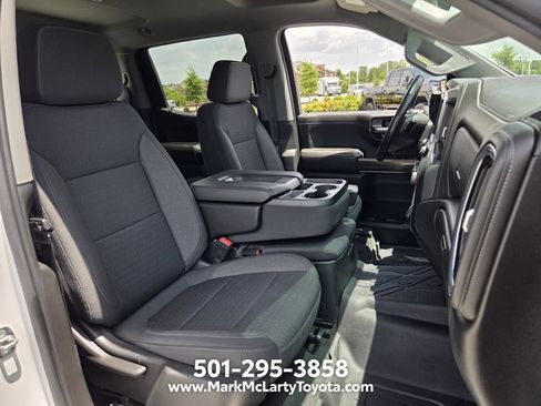 Used 2021 Chevrolet Silverado 1500 LT w/ Z71 Off-Road Package AWD/4WD image 15