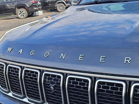 New 2024 Jeep Wagoneer 4WD w/ Premium Group I image 19