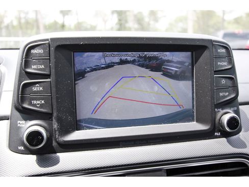 Used 2018 Hyundai Kona SEL FWD image 25