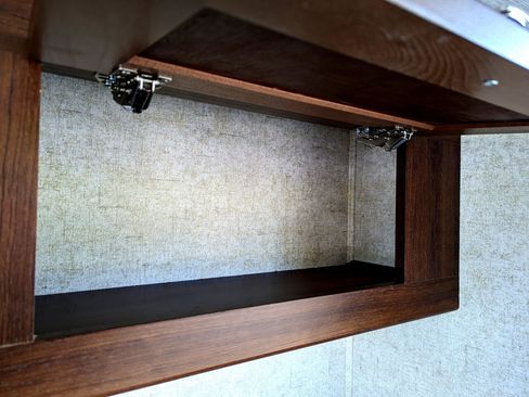 Used 2019 Chevrolet Express 4500 w/ RV Package image 16