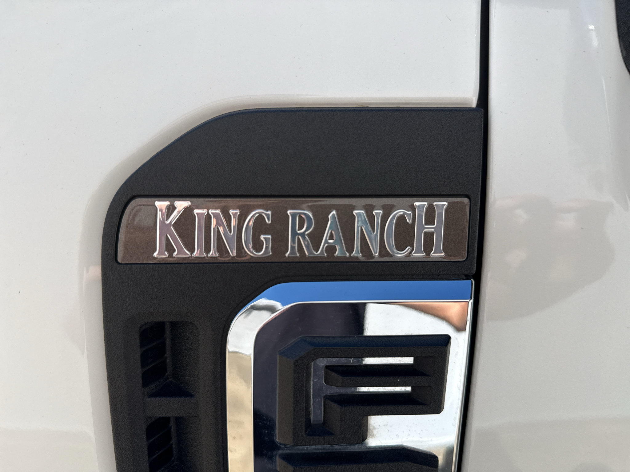 Used 2025 Ford F250 King Ranch w/ Chrome Package AWD/4WD image 10