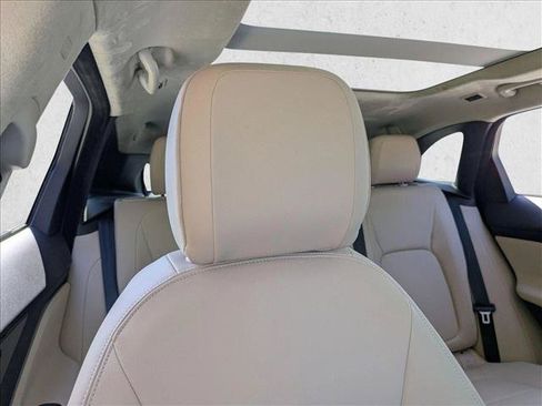 Used 2020 Jaguar F-PACE Premium AWD/4WD image 17