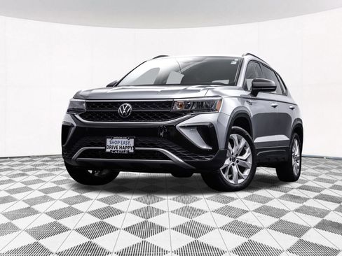 Used 2023 Volkswagen Taos S AWD/4WD image 2