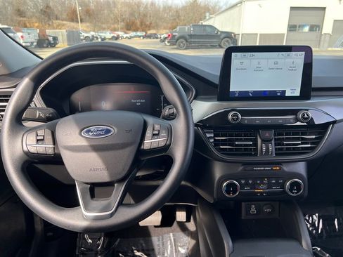 Used 2025 Ford Escape Active image 9