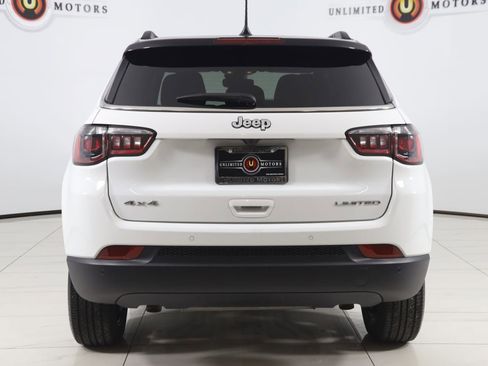 Used 2025 Jeep Compass Limited image 45