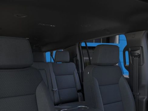 New 2026 Chevrolet Suburban LS image 24