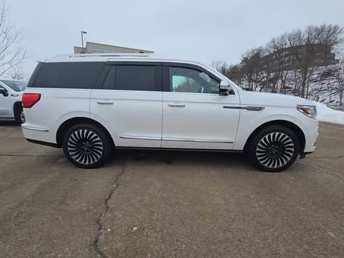 Used 2018 Lincoln Navigator Black Label w/ Cargo Package image 3