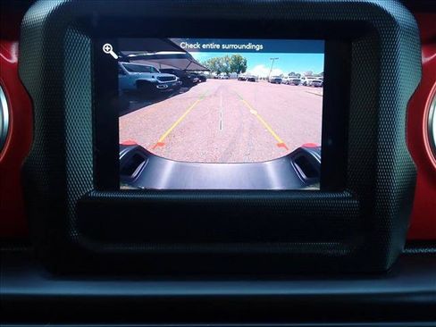 Used 2021 Jeep Gladiator Rubicon w/ Trailer Tow Package AWD/4WD image 16