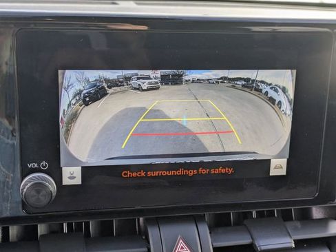 Used 2023 Toyota RAV4 LE image 18