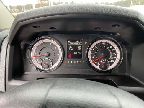 Used 2018 RAM 1500 Express w/ Express Value Package image 19