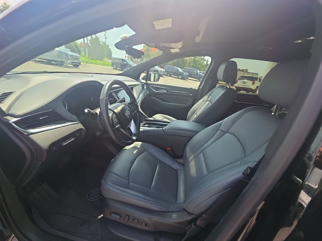 Used 2023 Buick Enclave Premium w/ Experience Buick Package FWD image 8
