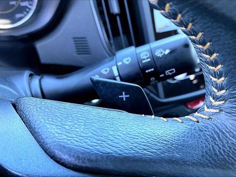 Used 2021 Subaru Crosstrek 2.5i Sport AWD/4WD image 35