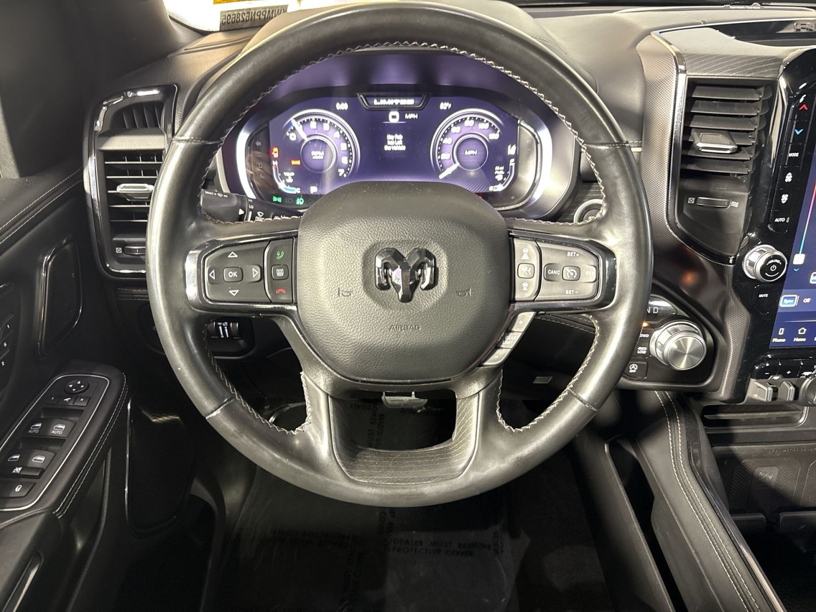 Used 2023 RAM 1500 Limited AWD/4WD image 17