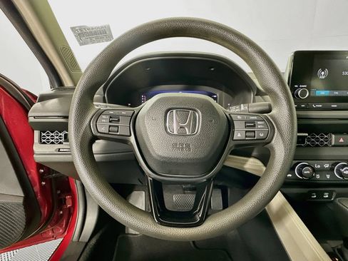 Used 2024 Honda Accord EX image 11