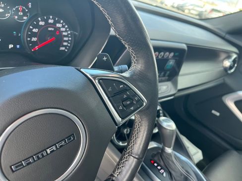 Used 2017 Chevrolet Camaro SS image 12