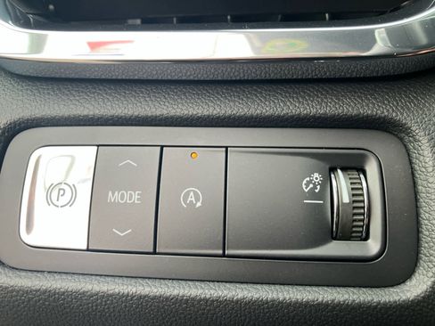 New 2026 GMC Acadia Elevation image 14