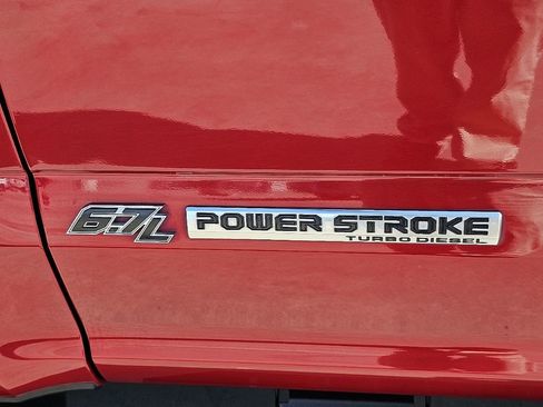 Used 2022 Ford F250 Lariat image 12